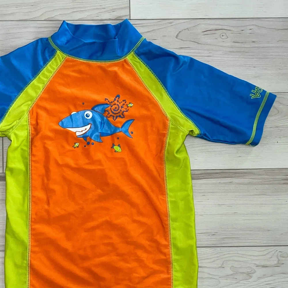 Boys Rashgaurd - Picture 2 of 4